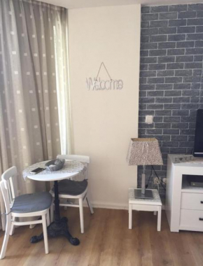 Отель Raphael Apartments  Герцлия